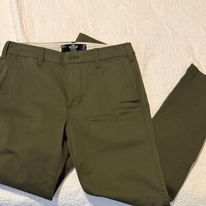 Hollister Men's Green Skinny Chinos